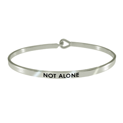 "NOT ALONE" Bangle | 
Style: 411032430844